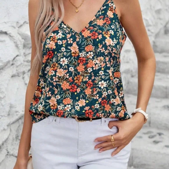 Floral tank top for women - Picture 3 of 4